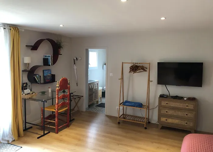 Casa De Patarra Gite Dans Le Maquis Avec Piscine Privee